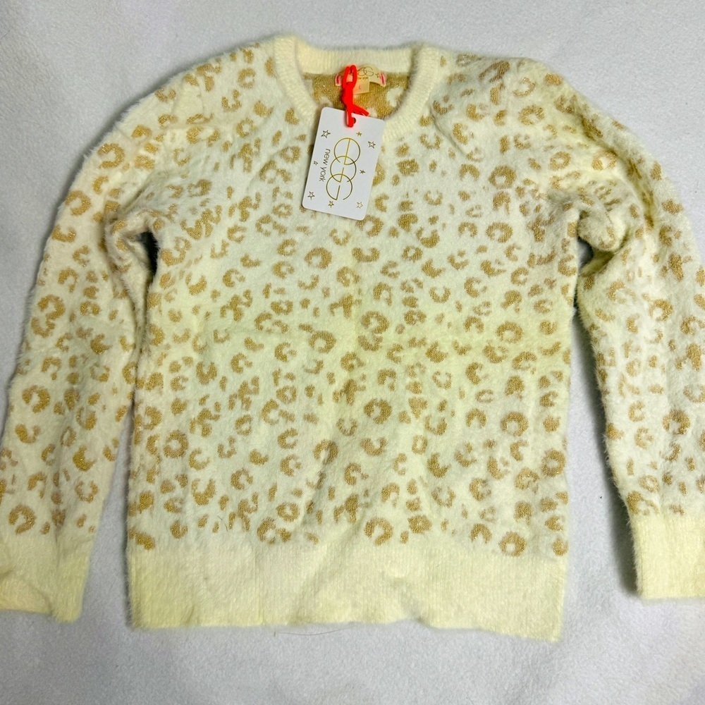 EGG collective sweater